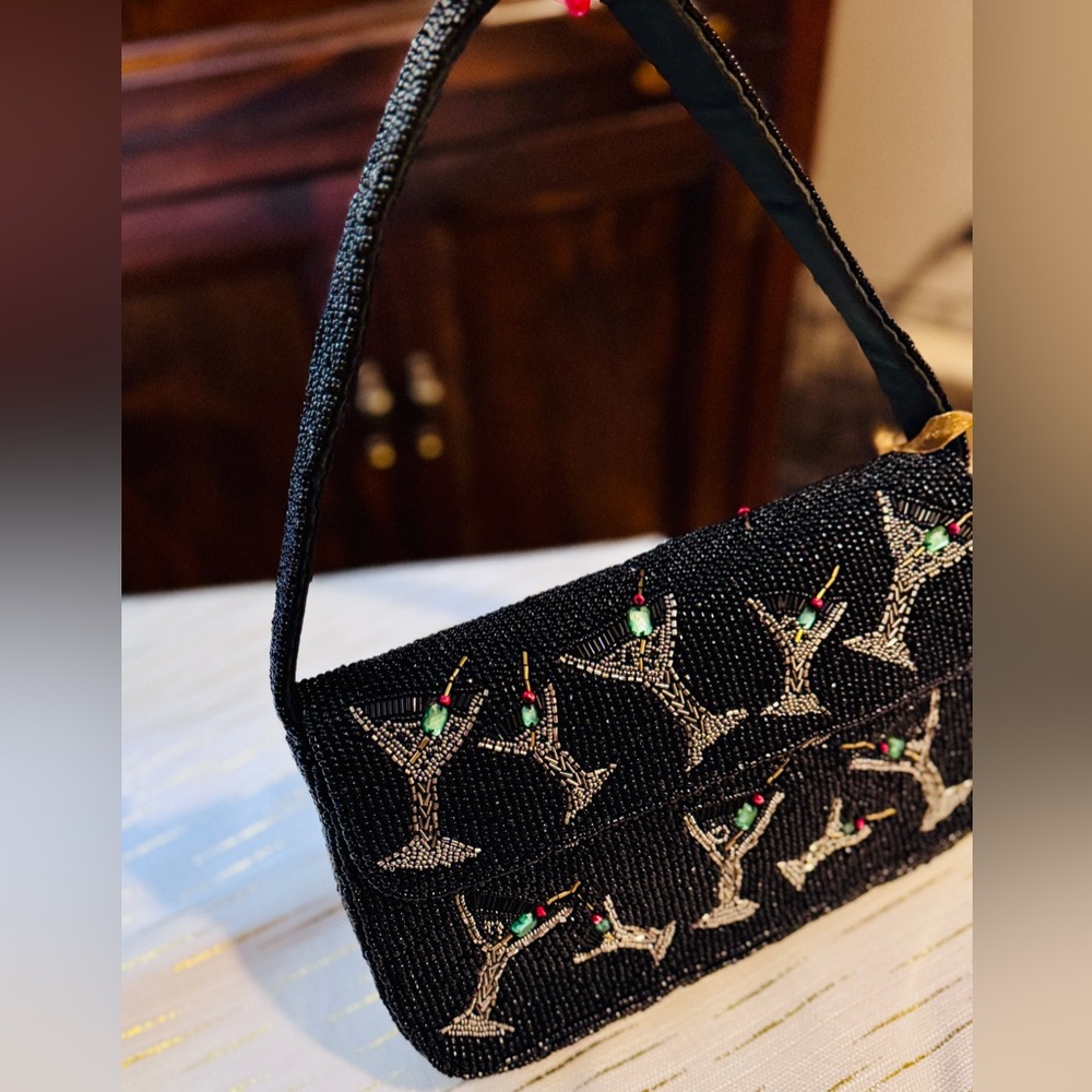 Viral Dirty Martini Olives Black Beaded Shoulder Bag - Picture 4 of 9
